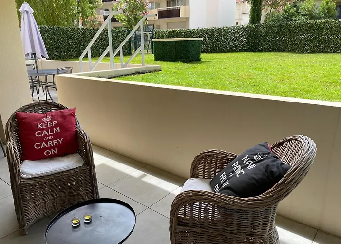 Fantastic Two-Bedroom Apartment - Le Jardin Des Iles
